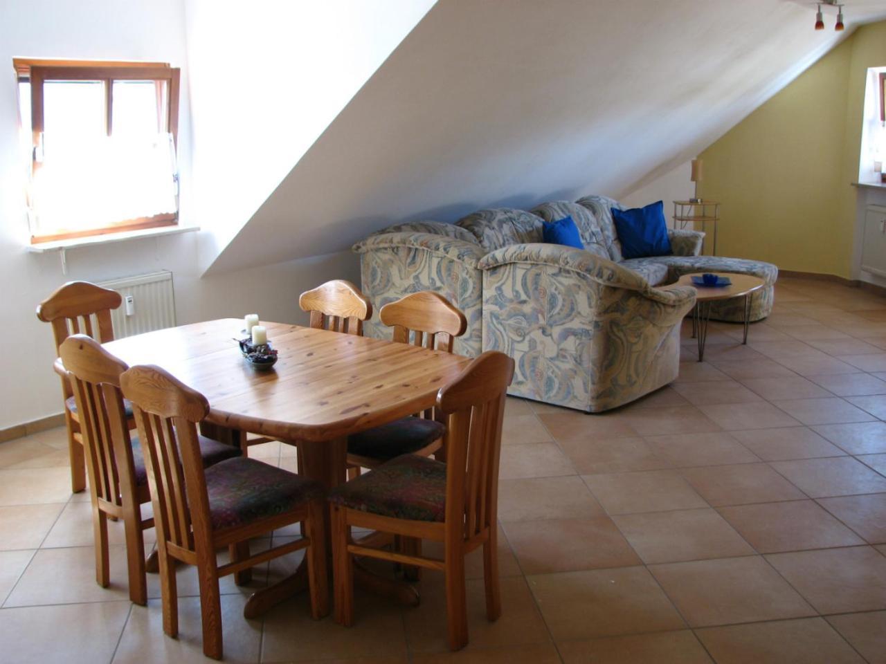 Ferienwohnung Lautner ツィルンドルフ エクステリア 写真